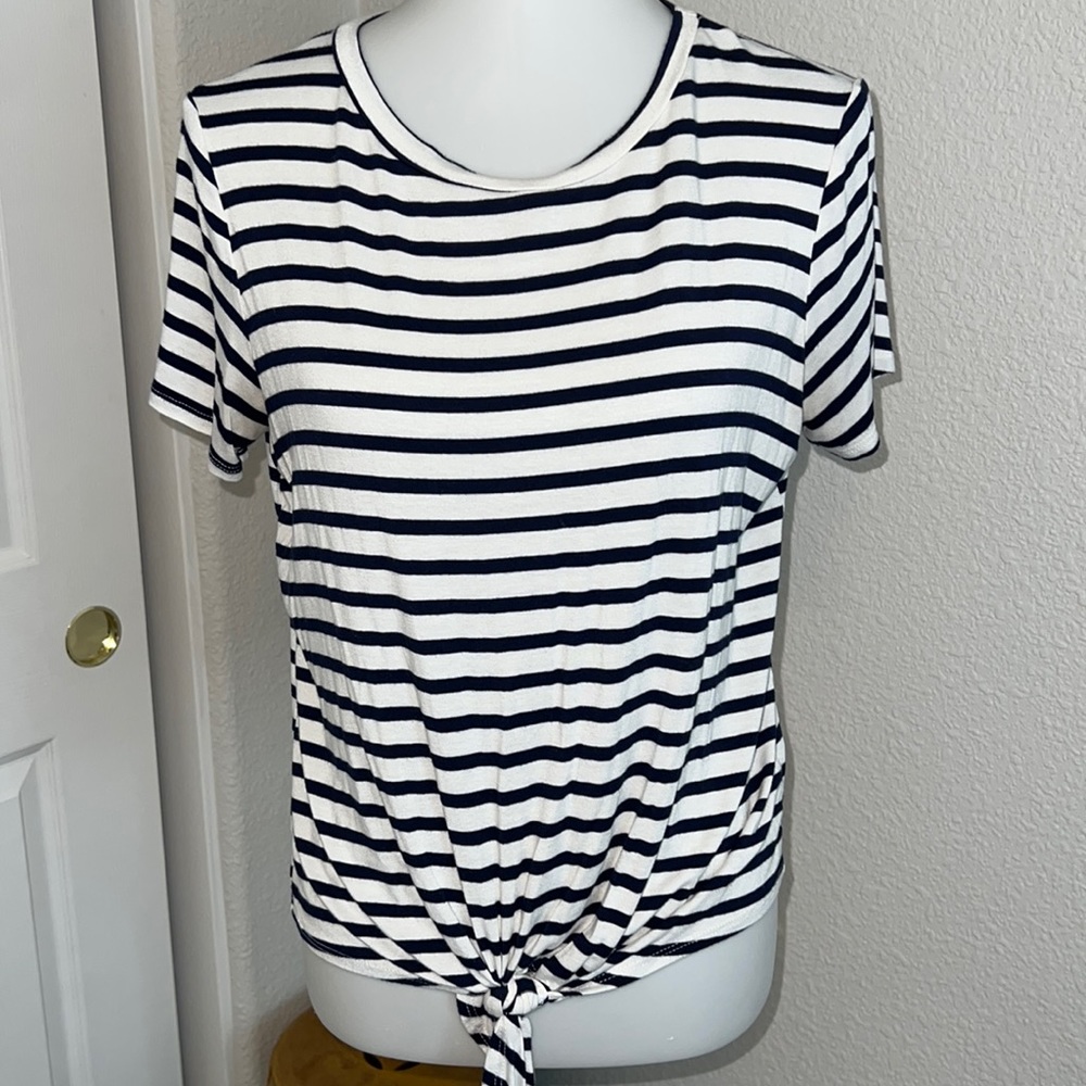 Striped front knot top